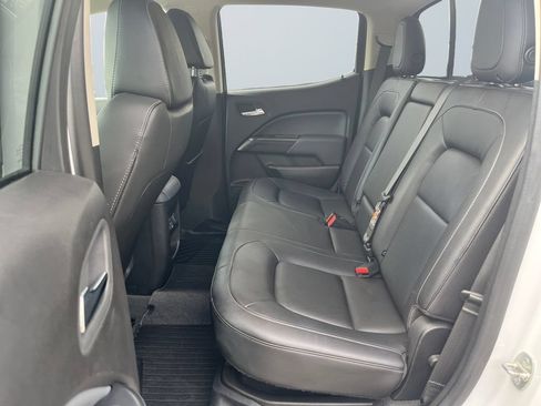 Used 2019 Chevrolet Colorado Z71 AWD/4WD image 13