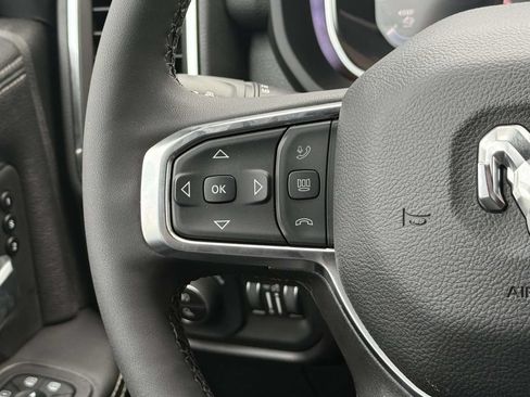New 2026 RAM 2500 Laramie AWD/4WD image 13