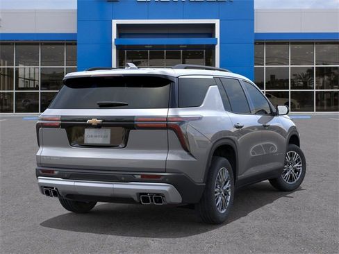 New 2026 Chevrolet Traverse LT image 5