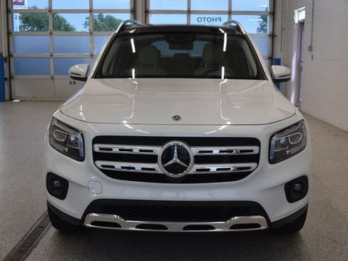 Used 2022 Mercedes-Benz GLB 250 4MATIC image 3