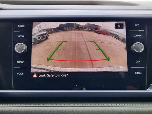 New 2024 Volkswagen Taos SE image 13