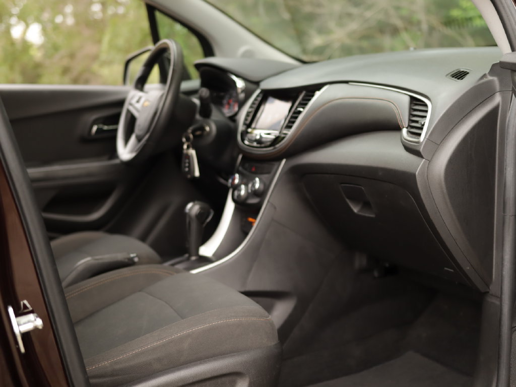 Used 2021 Chevrolet Trax LS w/ Tint and Cruise Package FWD image 26