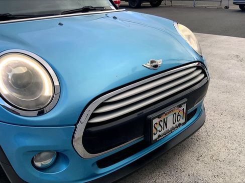 Used 2015 MINI Cooper 4-Door Hardtop FWD image 32