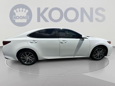 Used 2017 Lexus ES 350 FWD image 12