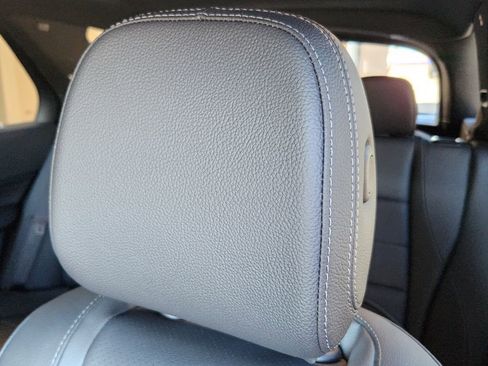 Certified 2025 Mercedes-Benz GLE 450e 4MATIC image 14