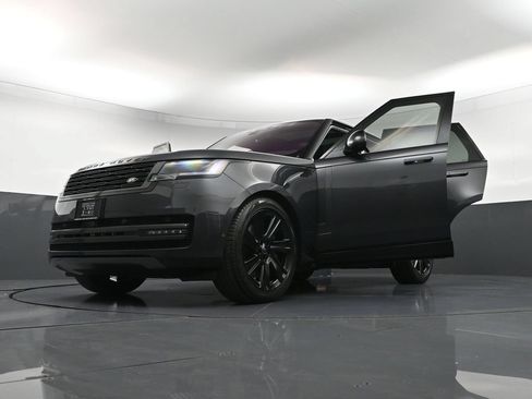 Used 2023 Land Rover Range Rover SE AWD/4WD image 40