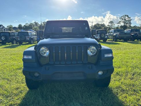 Used 2019 Jeep Wrangler Unlimited Sport S image 8