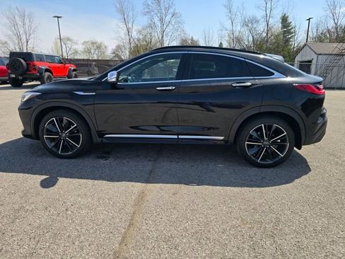 Used 2023 INFINITI QX55 Essential w/ Accent Package image 6