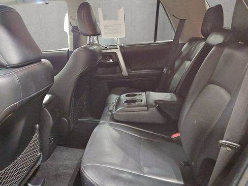 Used 2015 Toyota 4Runner Limited AWD/4WD image 22