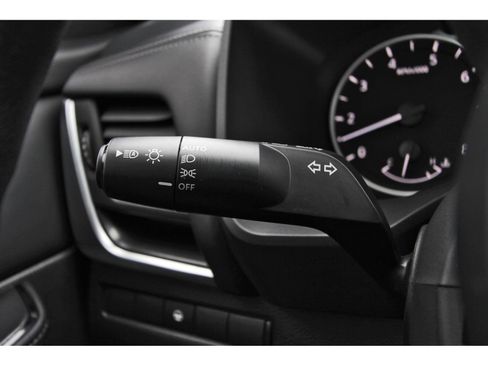 Used 2024 Nissan Rogue SV FWD image 20