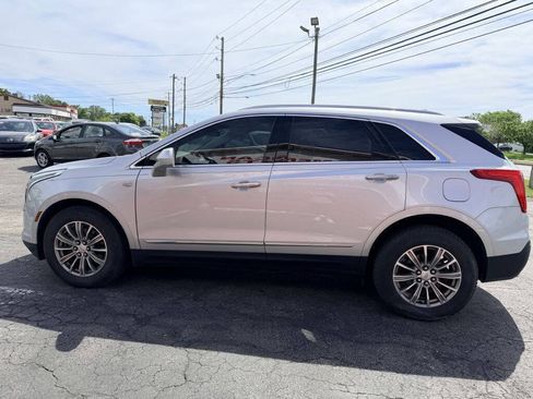 Used 2017 Cadillac XT5 Luxury w/ LPO, Wheel Lock Package FWD image 3