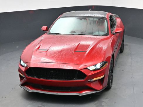 Used 2020 Ford Mustang GT Premium w/ Equipment Group 401A image 9