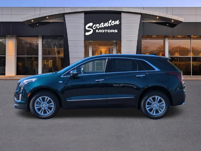 New 2026 Cadillac XT5 Luxury FWD image 2