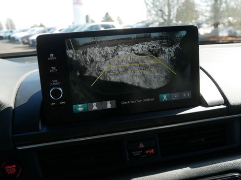 Used 2025 Honda Pilot Touring image 23