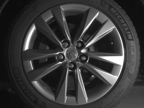 Used 2015 Lexus LS 460 AWD w/ Comfort Package image 14