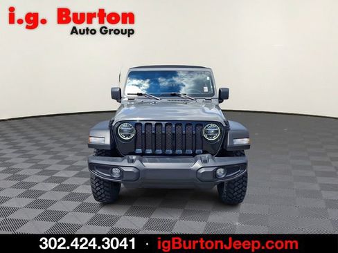 Used 2022 Jeep Wrangler Unlimited Sport AWD/4WD image 2