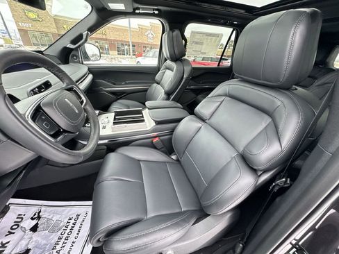 New 2026 Lincoln Navigator L Reserve w/ Jet Appearance Package AWD/4WD image 11