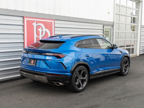 Used 2021 Lamborghini Urus image 34