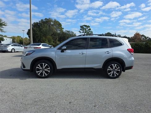 Used 2023 Subaru Forester Limited image 5