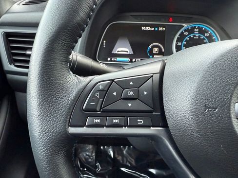 Certified 2024 Nissan Leaf SV Plus image 26