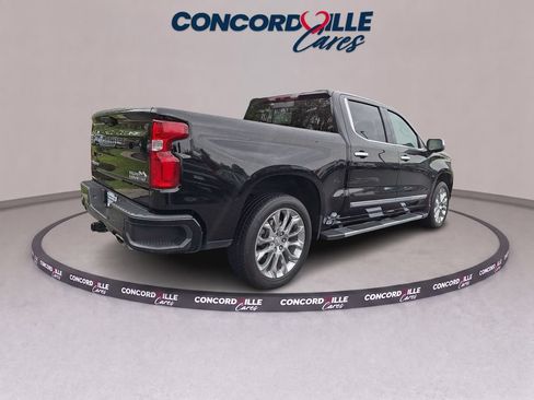 Used 2023 Chevrolet Silverado 1500 High Country AWD/4WD image 6