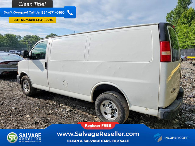 Used 2016 Chevrolet Express 2500 RWD image 3