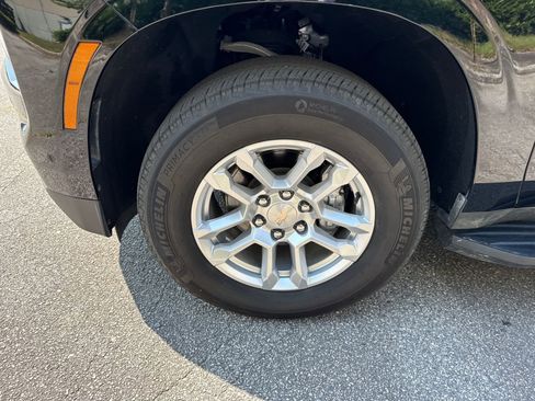 Used 2025 Chevrolet Tahoe LT AWD/4WD image 11