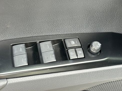 New 2026 Toyota Camry SE image 12