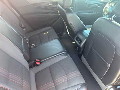Used 2022 Chevrolet Equinox RS AWD/4WD image 22