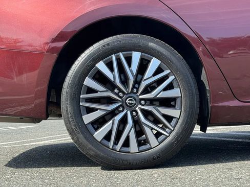 Used 2023 Nissan Altima 2.5 SV image 29