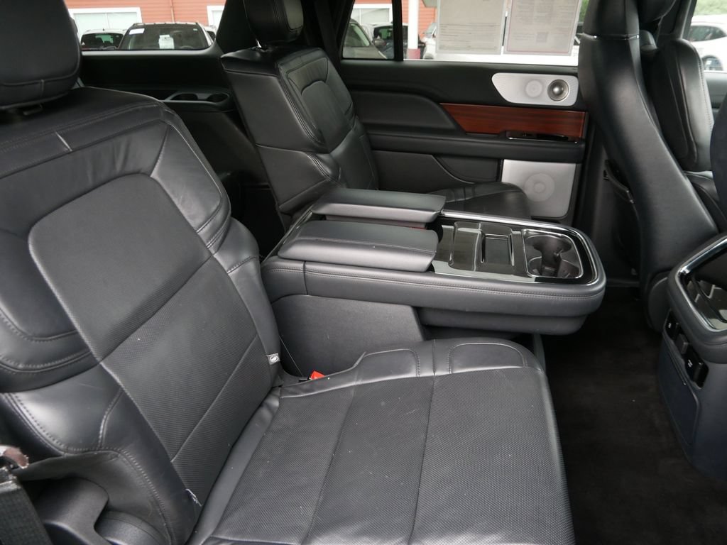 Used 2023 Lincoln Navigator Reserve AWD/4WD image 13