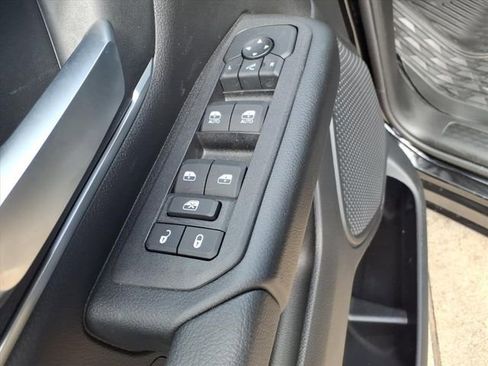 New 2026 RAM 1500 2WD Crew Cab image 21