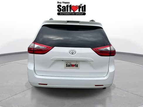 Used 2020 Toyota Sienna LE FWD image 8