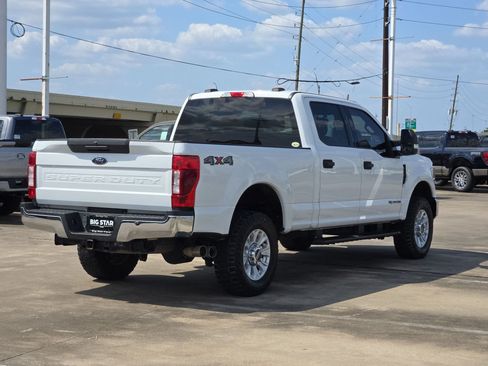 Used 2021 Ford F250 XLT AWD/4WD image 3
