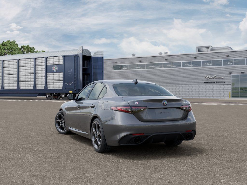 New 2026 Alfa Romeo Giulia RWD image 3