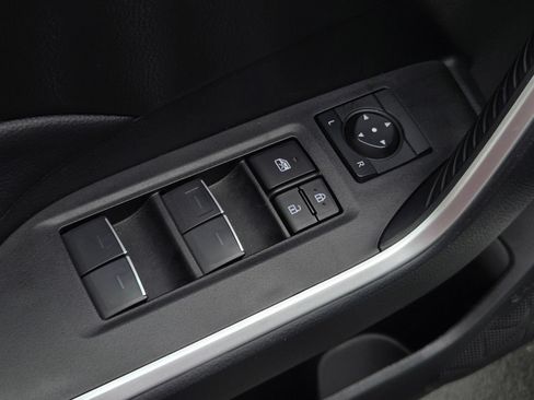 Certified 2025 Toyota RAV4 XLE AWD/4WD image 10