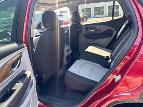 Used 2018 GMC Terrain SLE w/ Driver Convenience Package FWD image 7