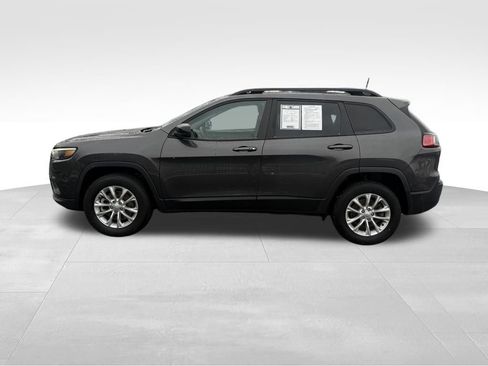Used 2022 Jeep Cherokee Latitude Lux w/ Sun & Sound Group image 4