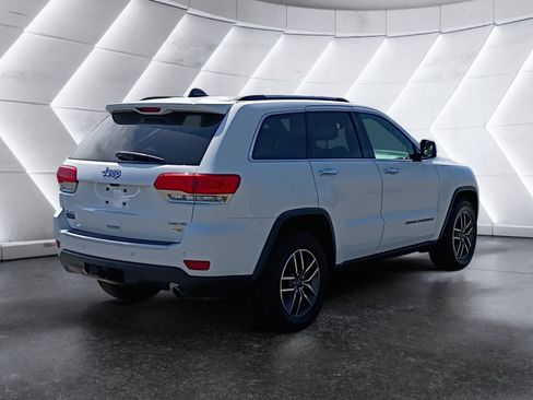Used 2019 Jeep Grand Cherokee Limited w/ Trailer Tow Group IV AWD/4WD image 6