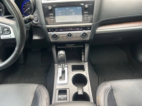 Used 2017 Subaru Outback 3.6R Limited AWD/4WD image 15