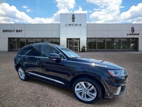 Used 2021 Audi Q7 3.0T Premium Plus w/ Premium Plus Package AWD/4WD image 5