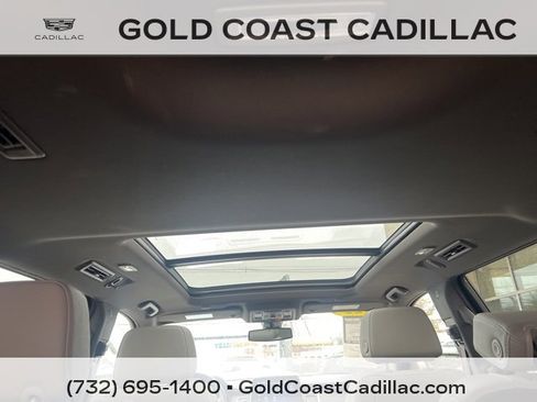 Used 2022 Chevrolet Tahoe Z71 w/ Z71 Off-Road Package image 14