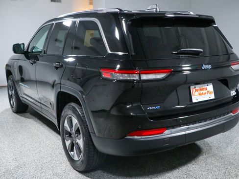 Used 2024 Jeep Grand Cherokee Limited 4xe AWD/4WD image 9