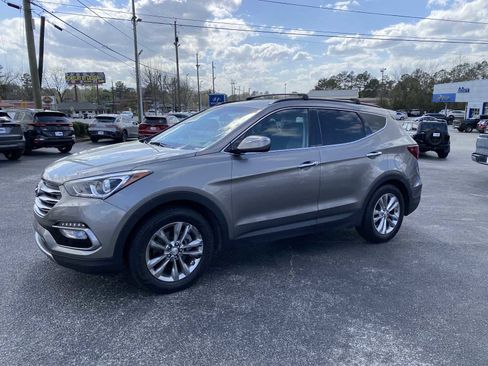 Used 2017 Hyundai Santa Fe Sport 2.0T image 9