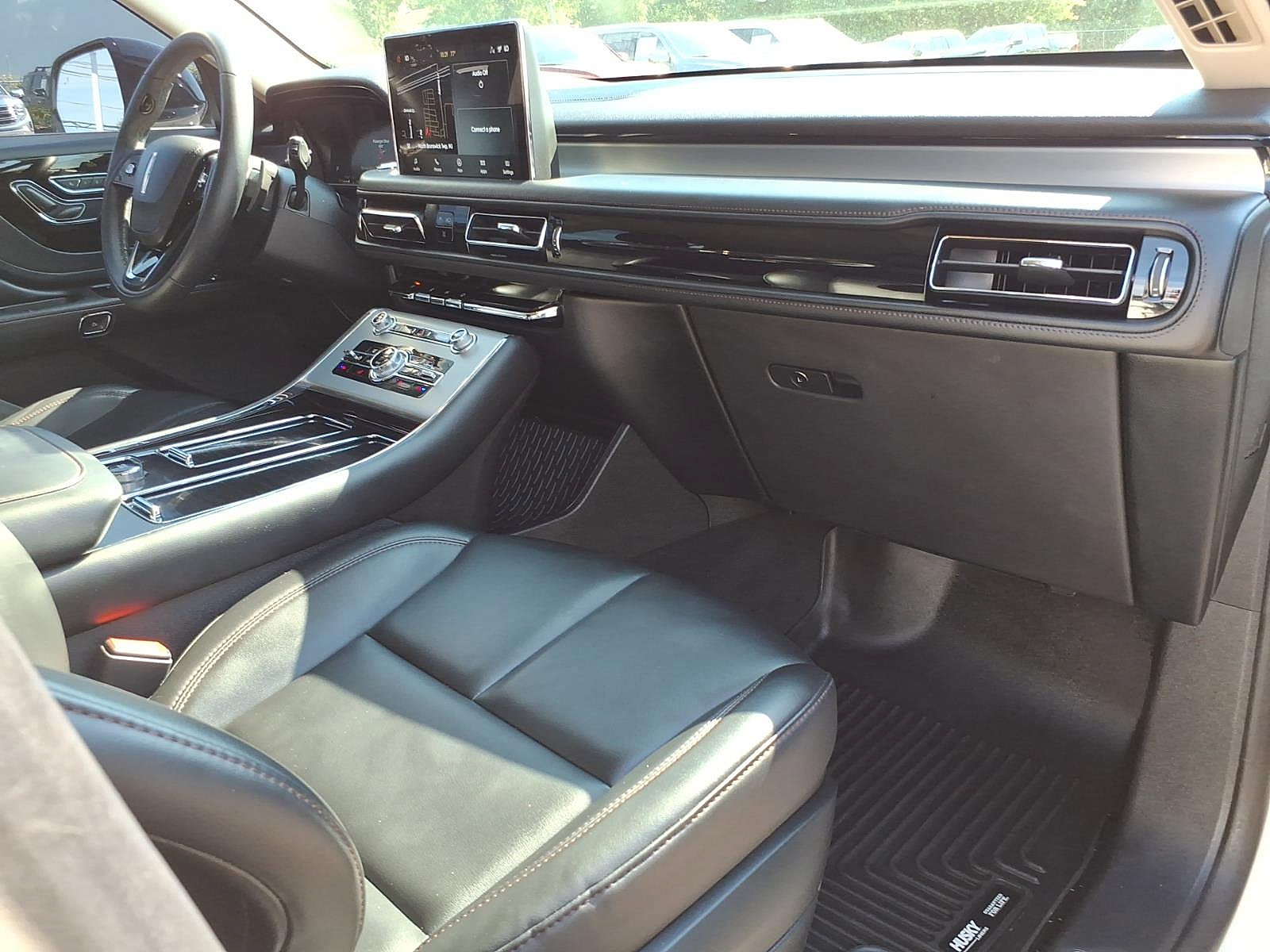 Used 2023 Lincoln Aviator AWD w/ Premium Package image 12