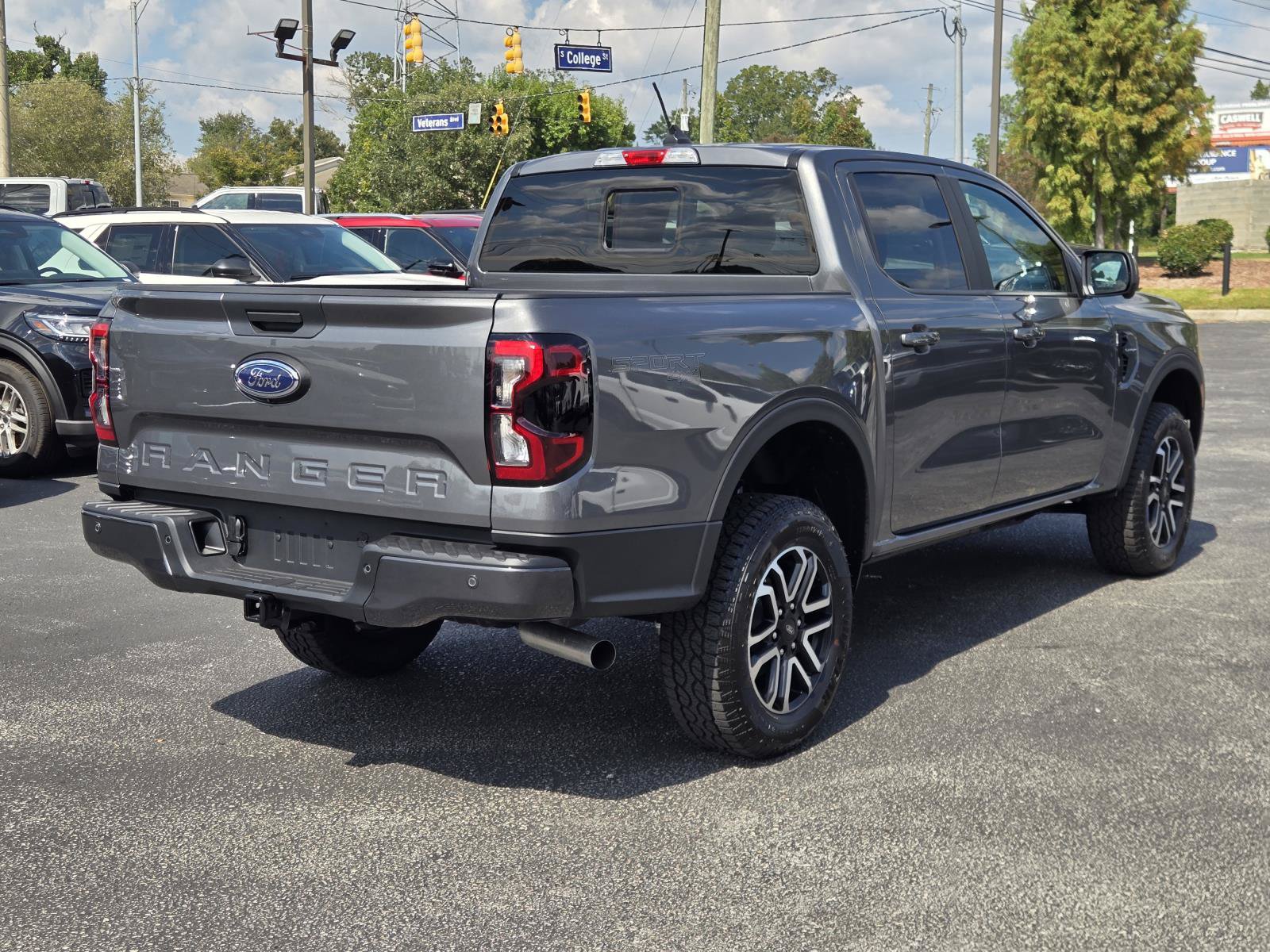 New 2026 Ford Ranger Lariat w/ Convenience Package AWD/4WD image 10