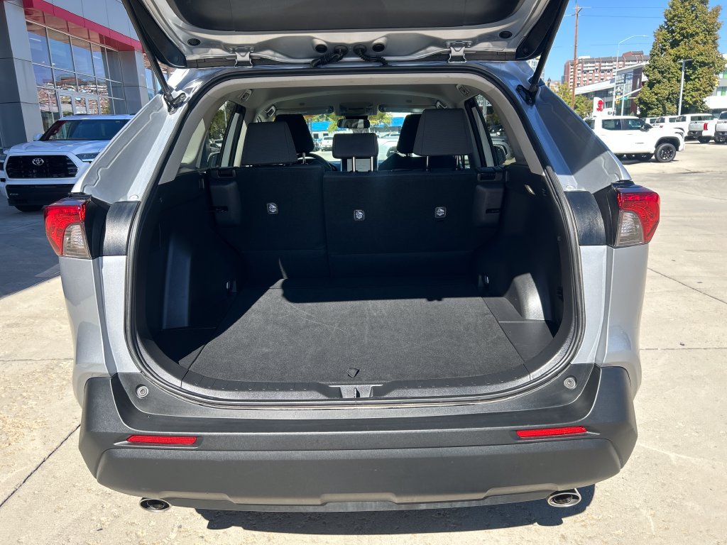 Certified 2025 Toyota RAV4 XLE AWD/4WD image 14