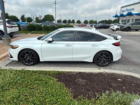 Used 2024 Honda Civic Sport Touring image 1