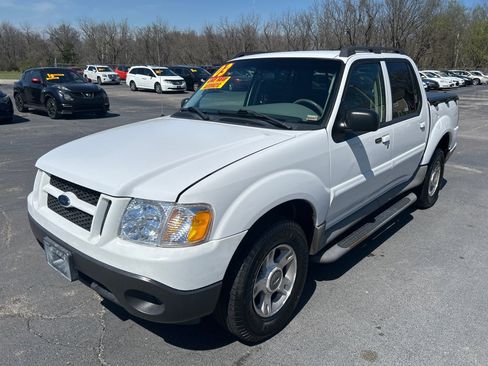 Used 2003 Ford Explorer Sport Trac XLS image 2