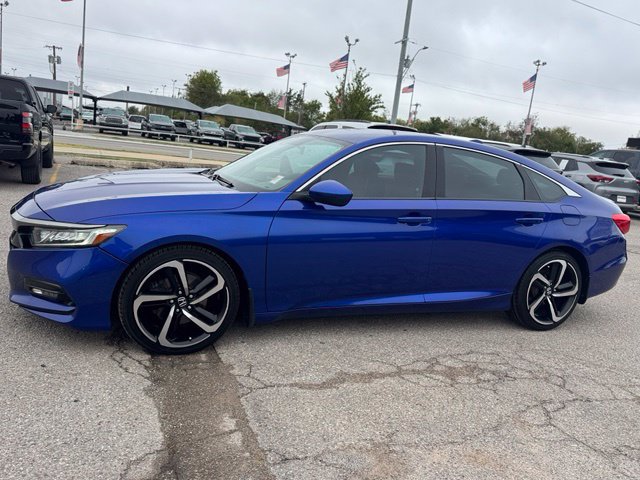 Used 2018 Honda Accord Sport image 3